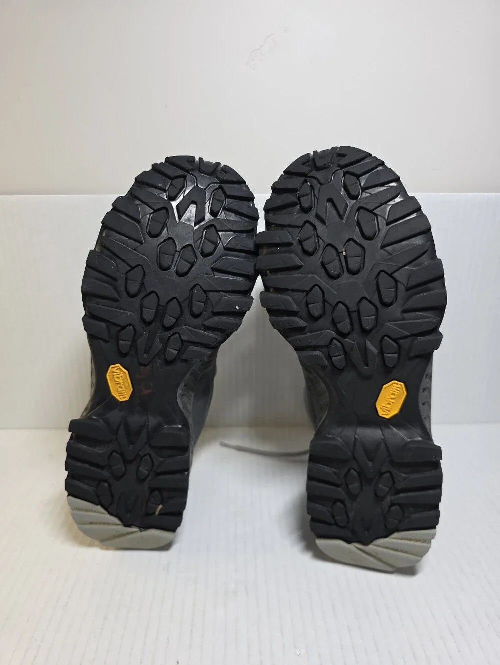 La Sportiva Spire GTX Women's Size 7.5 Trail Running Shoes Gray